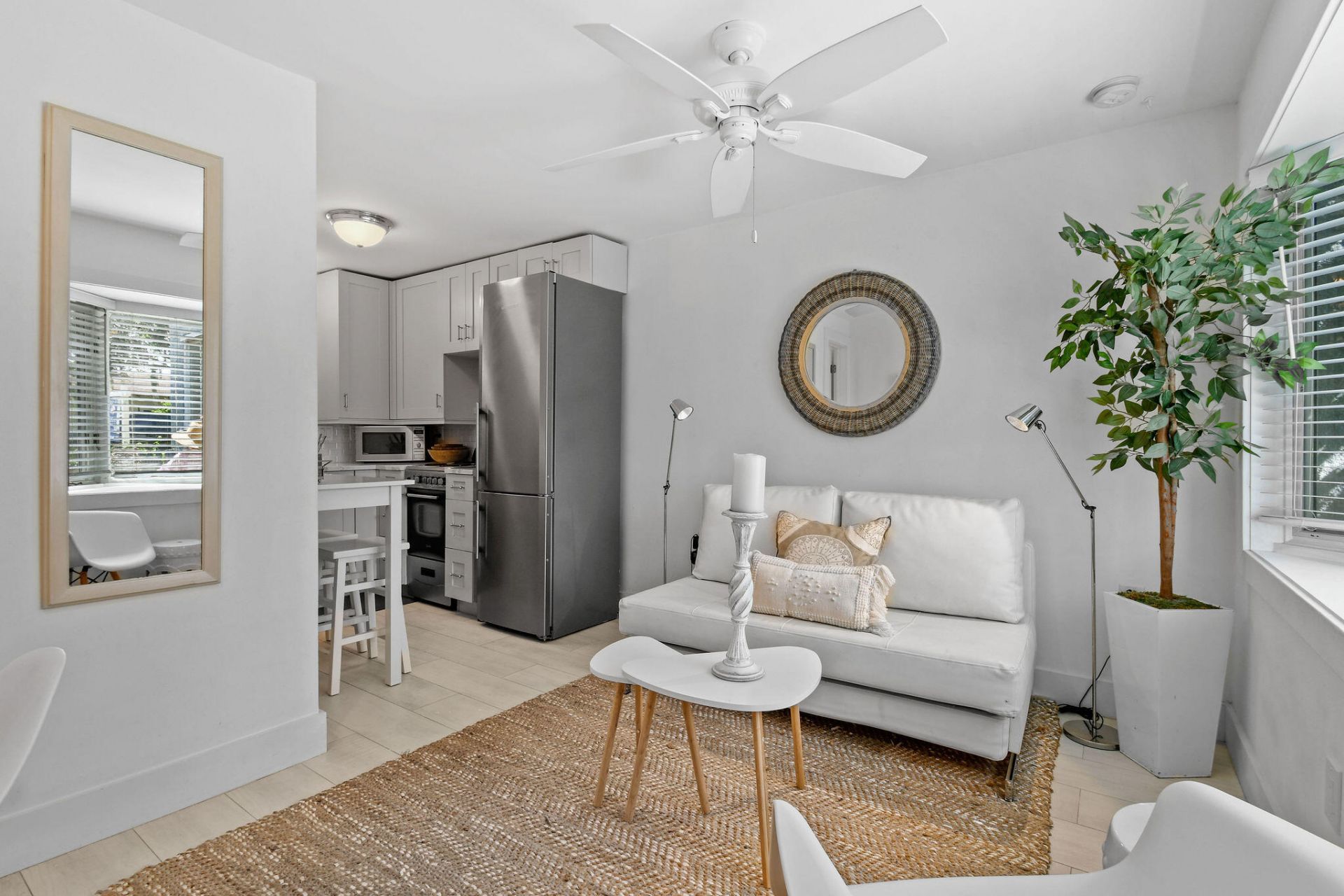 605 N Lakeside Drive, Lake Worth Beach, FL 33460 Photo
