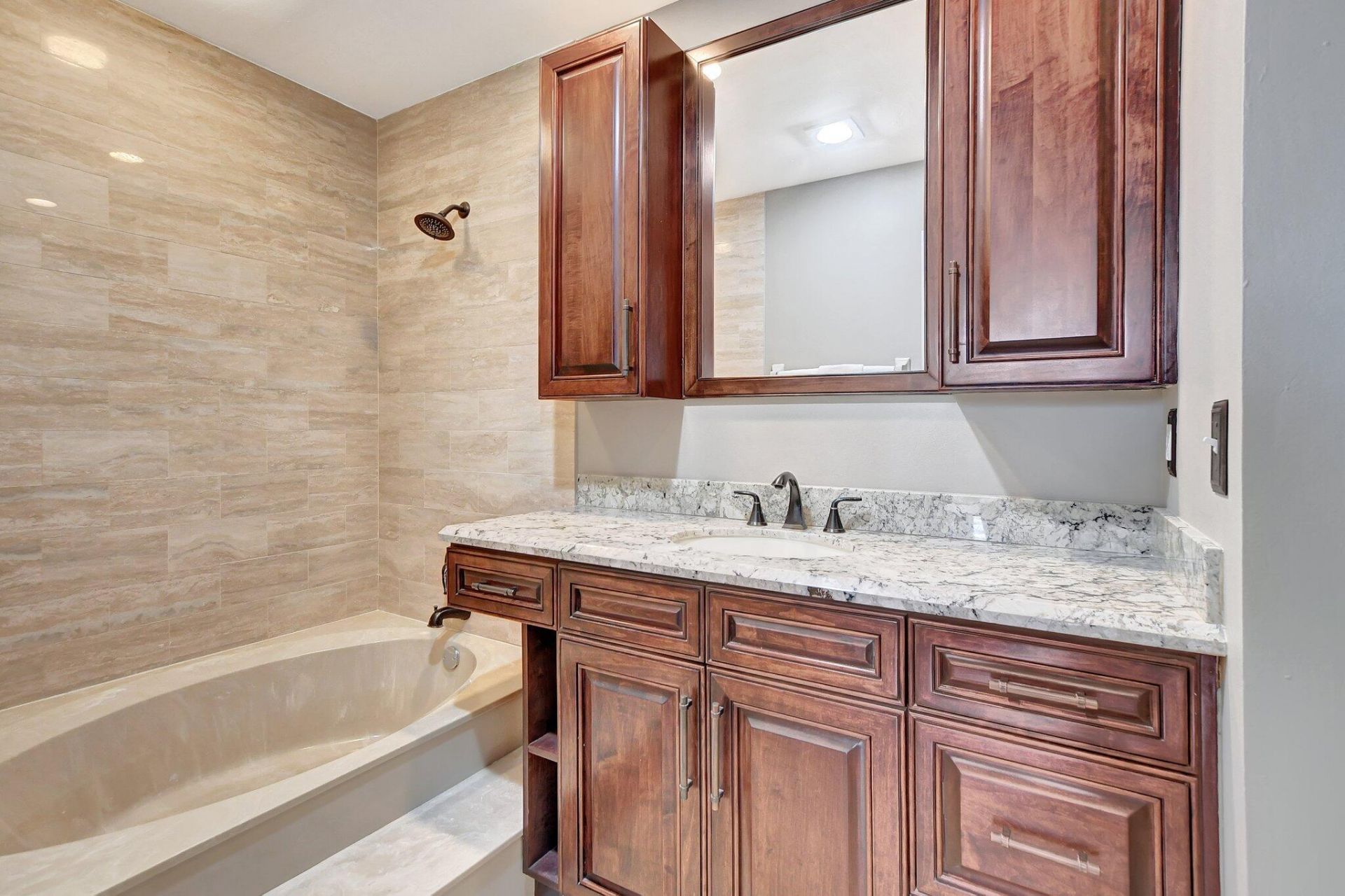 7520 La Paz Boulevard, Unit 307, Boca Raton, FL 33433 Photo