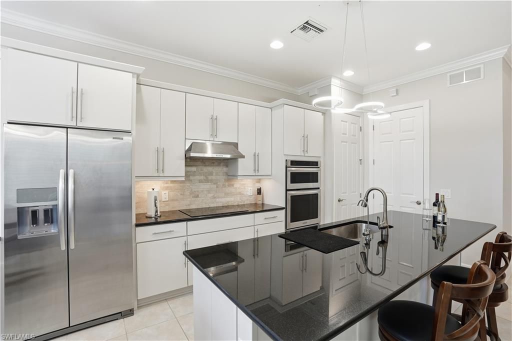 9328 Fieldstone Ln, Naples, FL 34120 Photo