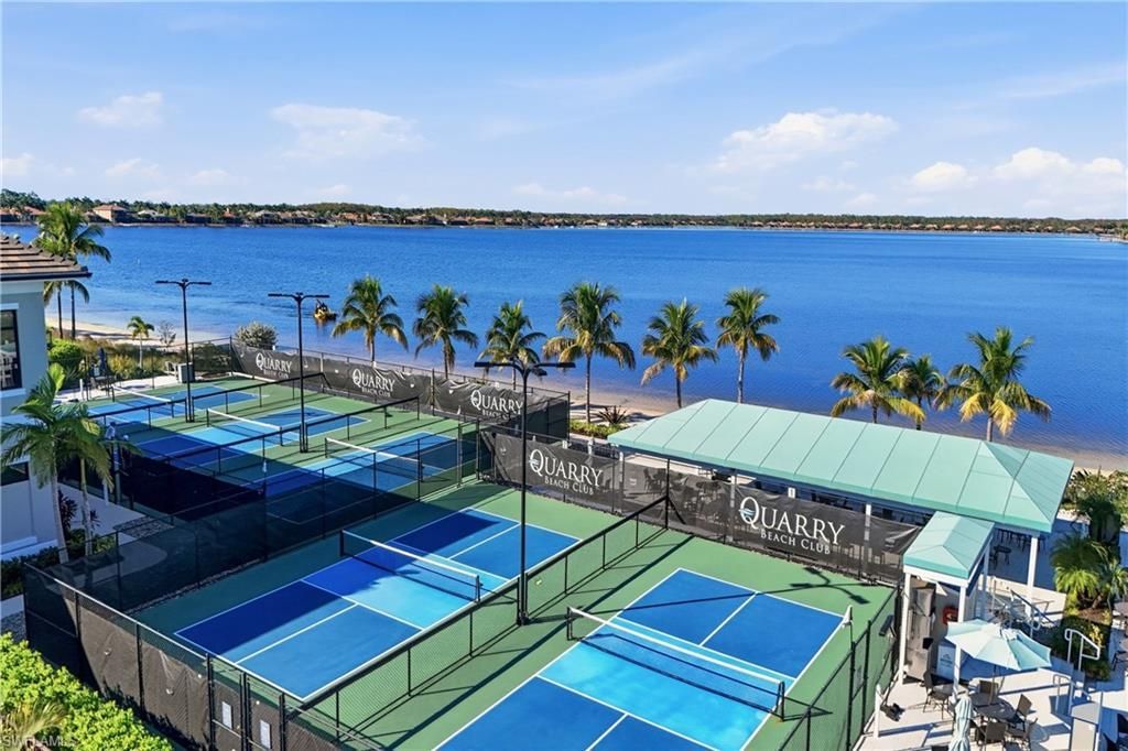 9328 Fieldstone Ln, Naples, FL 34120 Photo