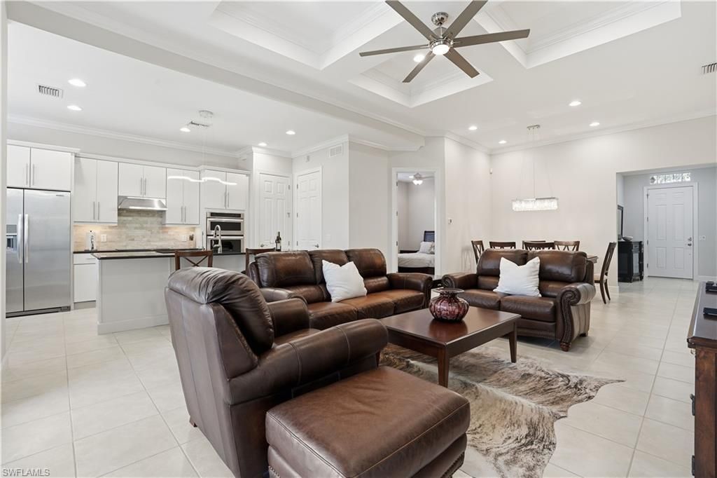 9328 Fieldstone Ln, Naples, FL 34120 Photo