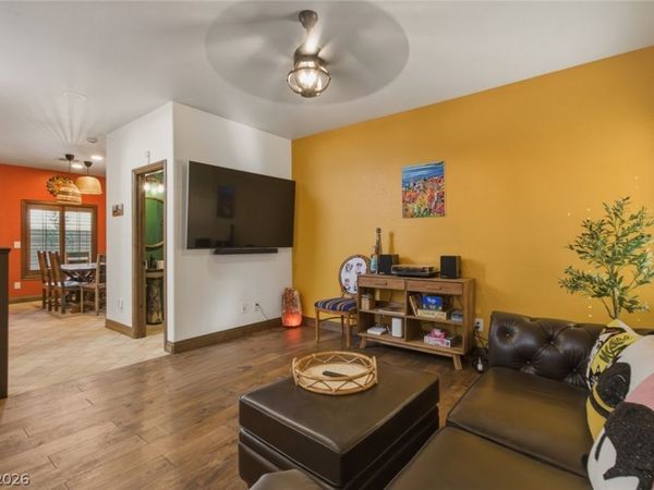 113 Weisbrook Court , Henderson, NV 89011