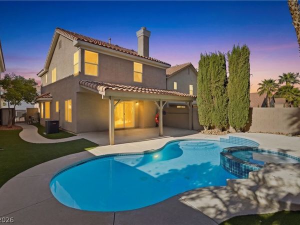 9405 Canyon Shadows Lane, Las Vegas, NV 89117