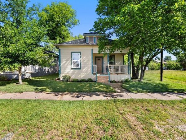 314 and 312 W 3rd ST, Taylor, TX 76574