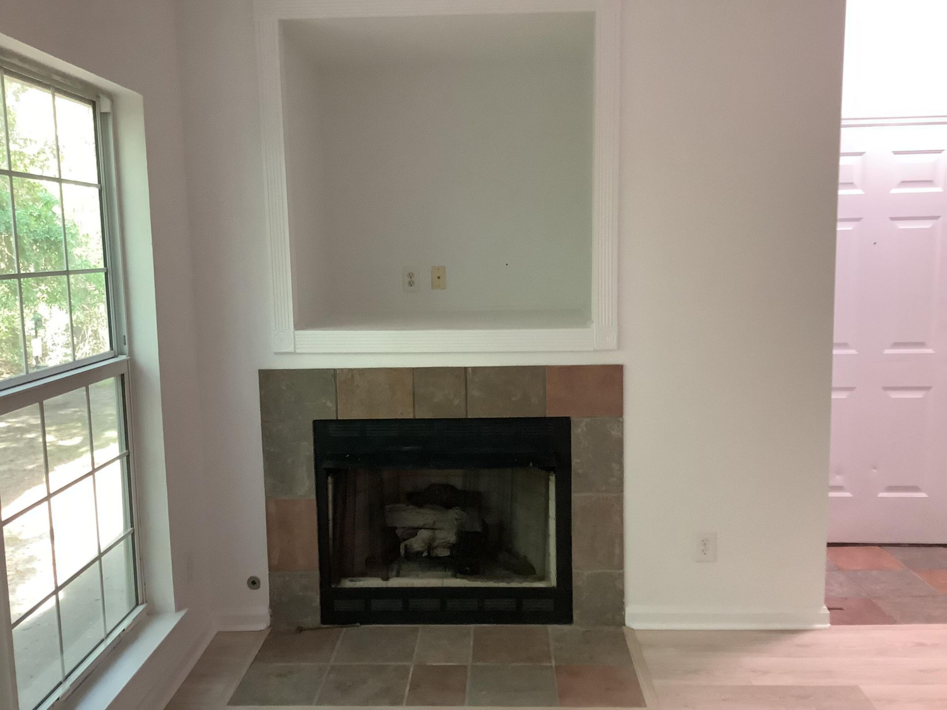 700 Daniel Ellis Drive Photo 8