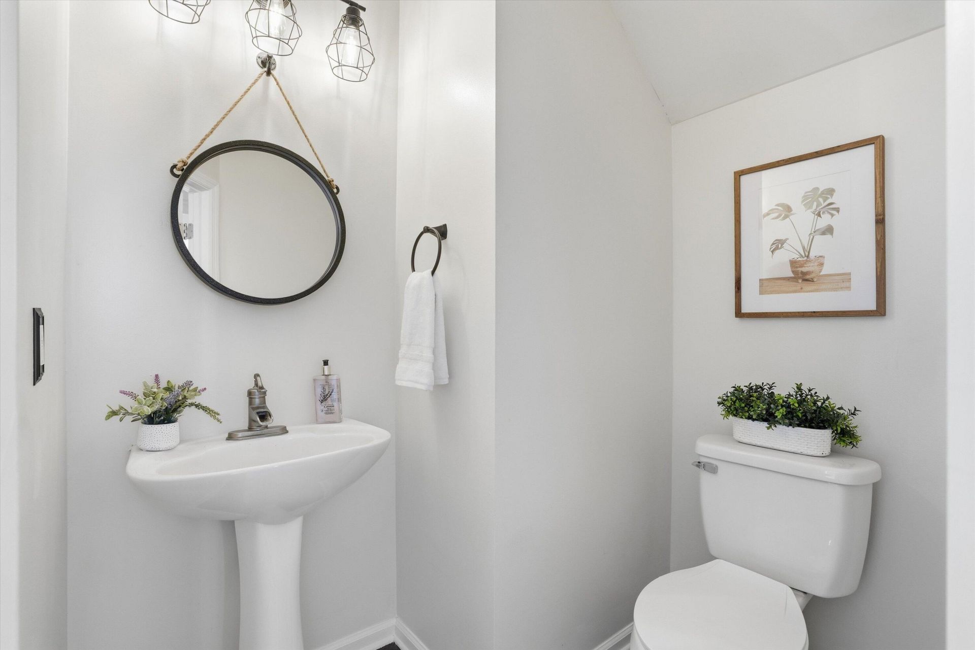 3036 Ellington Drive Photo 18