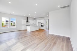 297 Denham Street photo 4