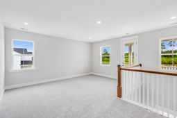 297 Denham Street photo 4