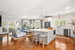 5691 Captain Kidd Road photo 4