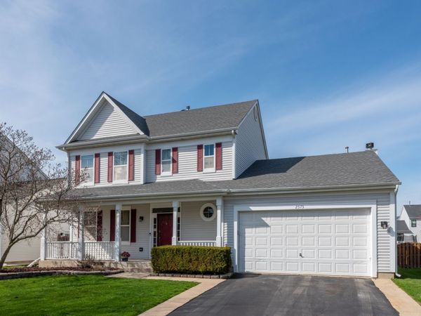 2575 Barnhart Street , West Chicago, IL 60185