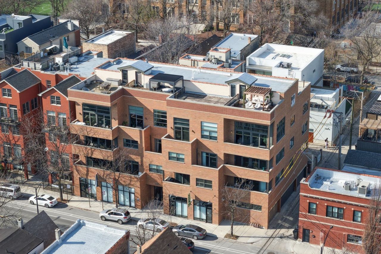 2216 W Armitage Avenue, Unit 4D, Chicago, IL 60647 Main Photo