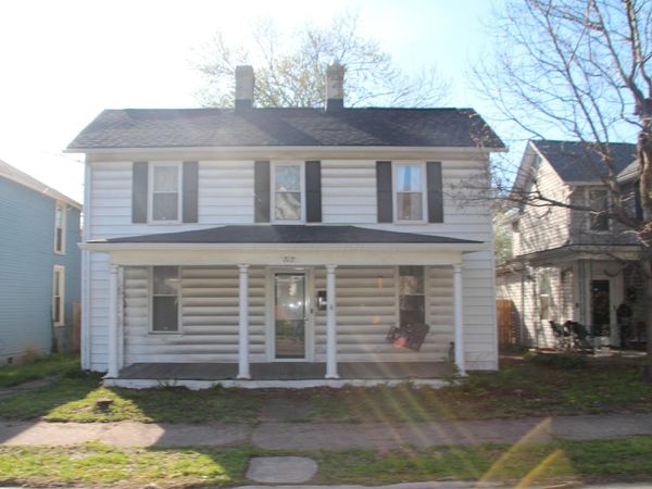 717 N High Street , Lancaster, OH 43130