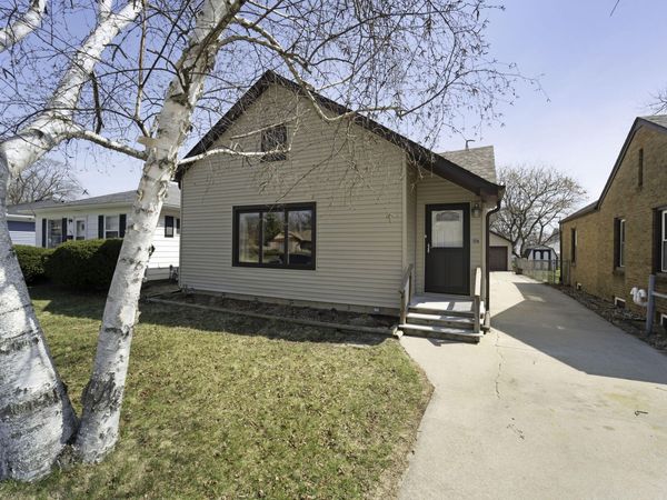 1517 Orchard St, Racine, WI 53405