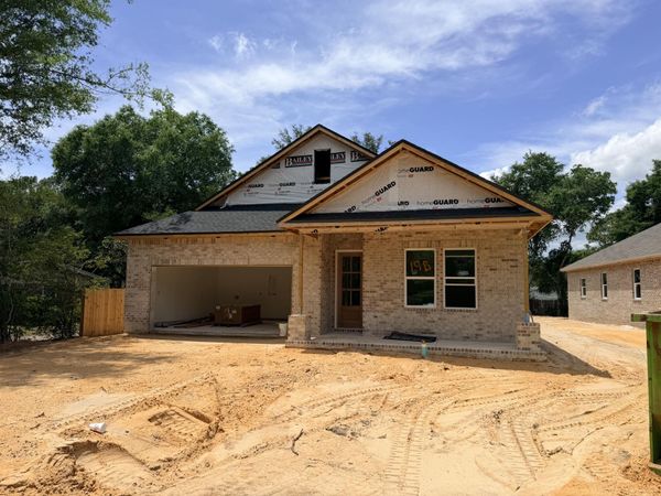 19 B Bayview Drive, Shalimar, FL 32579