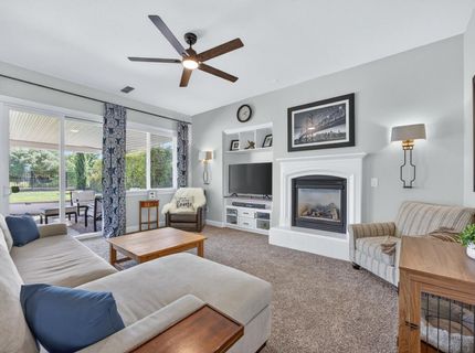 5204 Crown Bench Cir, Elk Grove, CA 95757 Photo