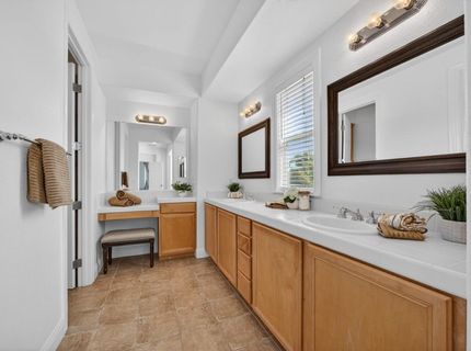 5204 Crown Bench Cir, Elk Grove, CA 95757 Photo