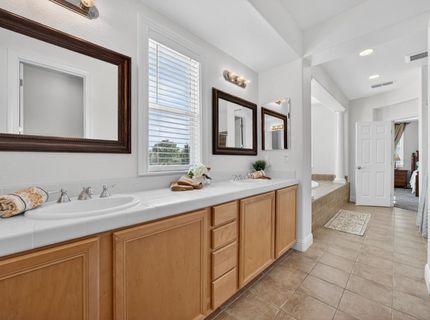 5204 Crown Bench Cir, Elk Grove, CA 95757 Photo