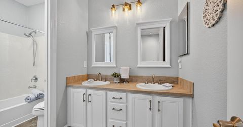 5204 Crown Bench Cir, Elk Grove, CA 95757 Photo