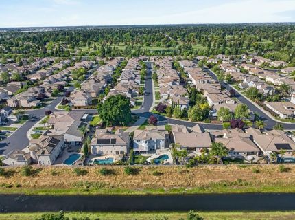 5204 Crown Bench Cir, Elk Grove, CA 95757 Photo