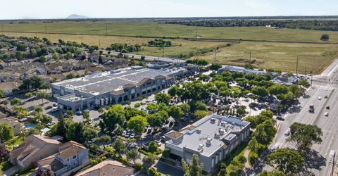 5204 Crown Bench Cir, Elk Grove, CA 95757 Photo