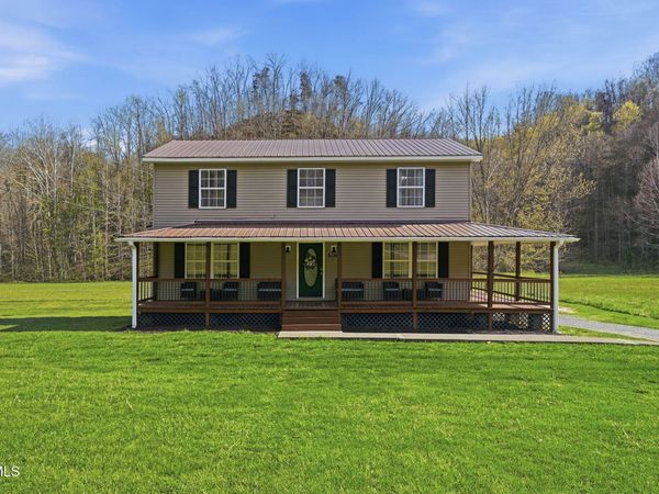 9879 Hunters Valley West Road, Duffield, VA 24244