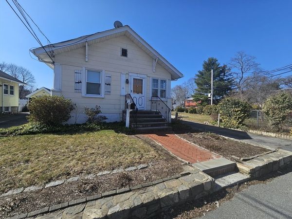 47 Kendall Ave, Framingham, MA 01702
