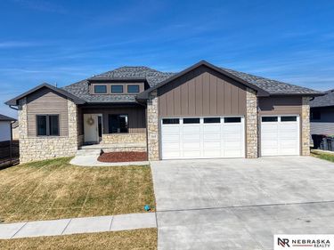 7630 Ponce Drive , Lincoln, NE 68516