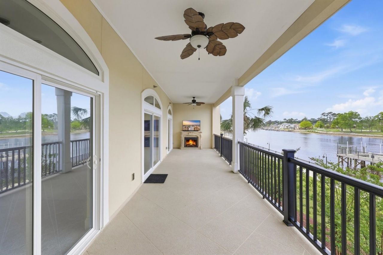 257 Venice Way Photo 19