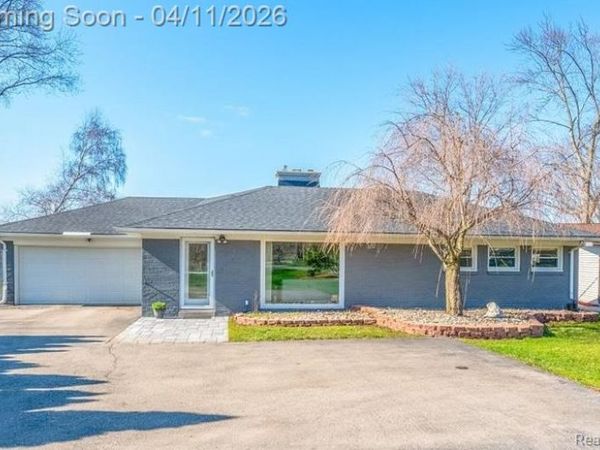 47969 Merle Court, Van Buren Twp, MI 48111