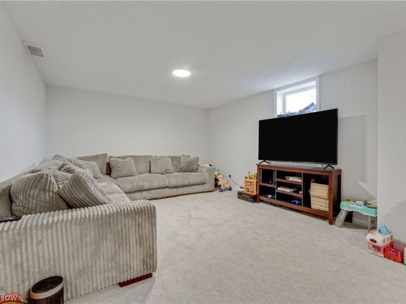 9391 Infirmary Road, Mantua, OH 44255 Photo 11