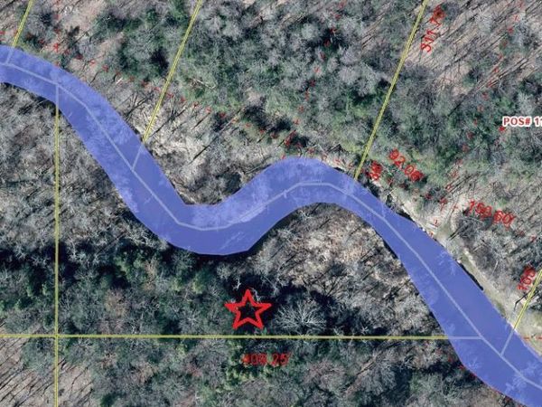 E RIVER HILL ROAD, Iola, WI 54945