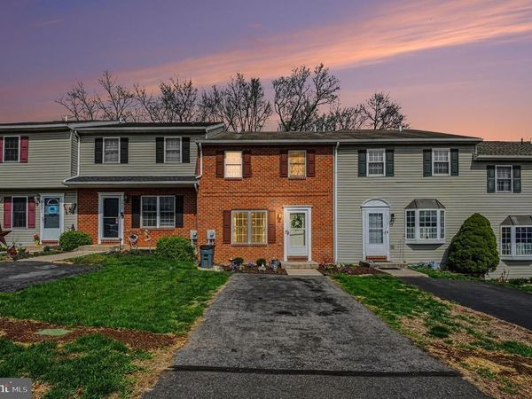 3905 LYNN AVENUE, READING, PA 19606