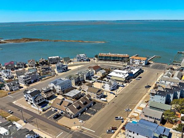 500 UNIT 3 ENGLESIDE AVENUE , BEACH HAVEN, NJ 08008