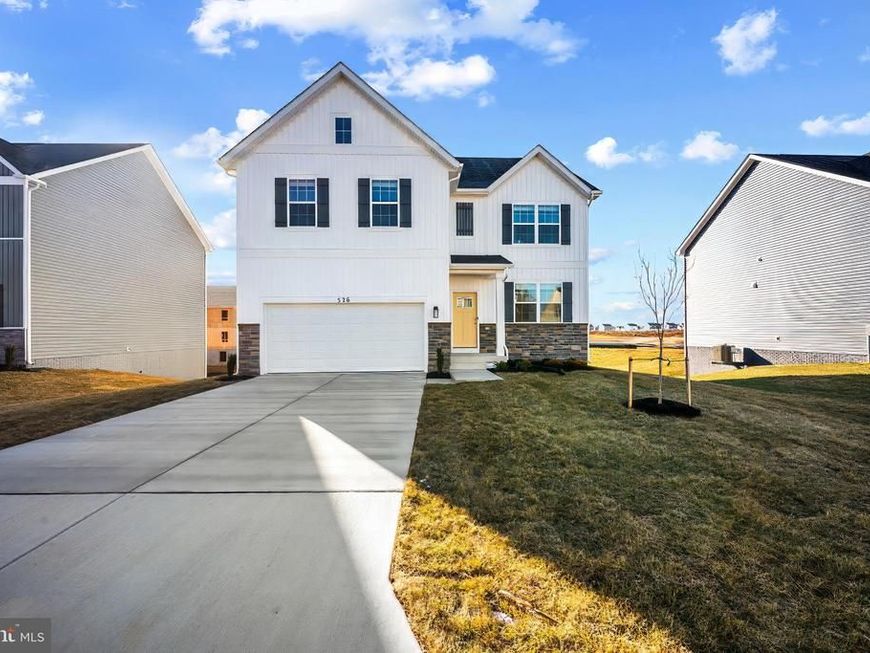 462 Buckeye Drive, Shenandoah Junction, WV 25442 Main Photo