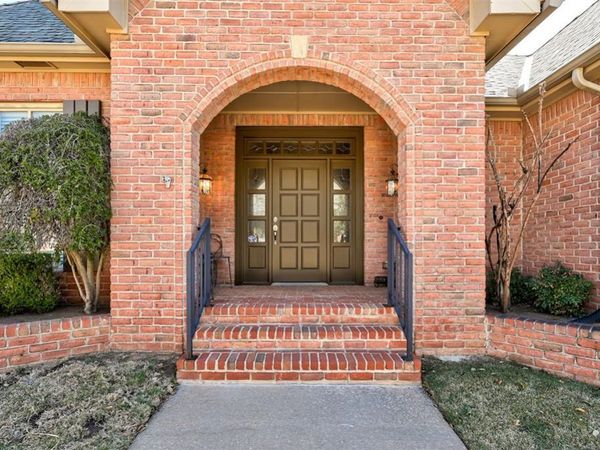 2925 NW 160th Street, Edmond, OK 73013