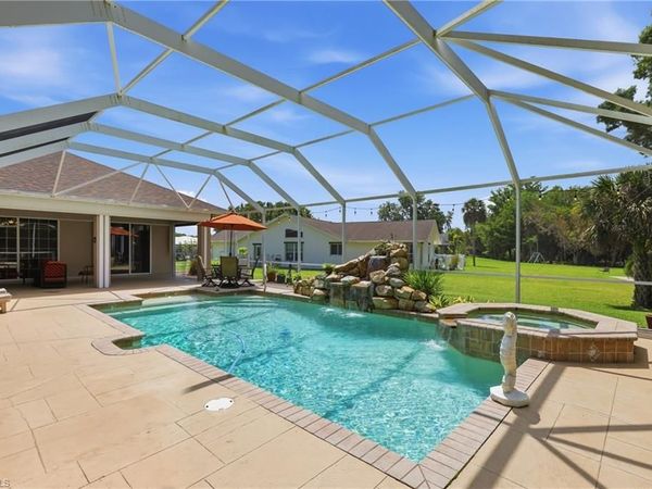 18186 Sandy Pines CIR, NORTH FORT MYERS, FL 33917
