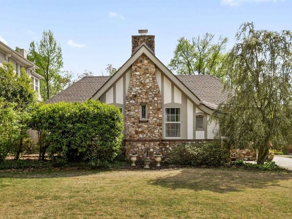 1807 FOREST AVE, Memphis, TN 38112