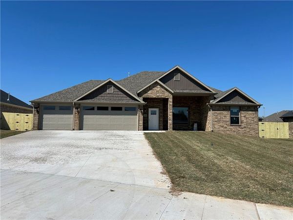 2234 Crane Avenue , Pea Ridge, AR 72751
