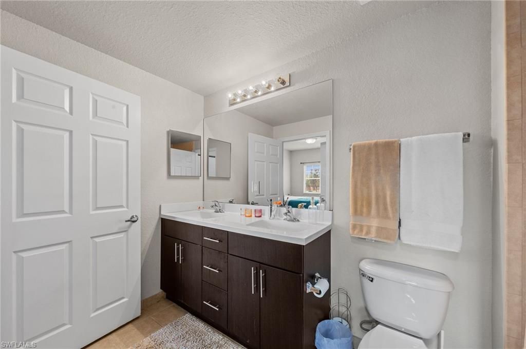 13160 Bella Casa Cir , Unit 2111, Fort Myers, FL 33966 Photo