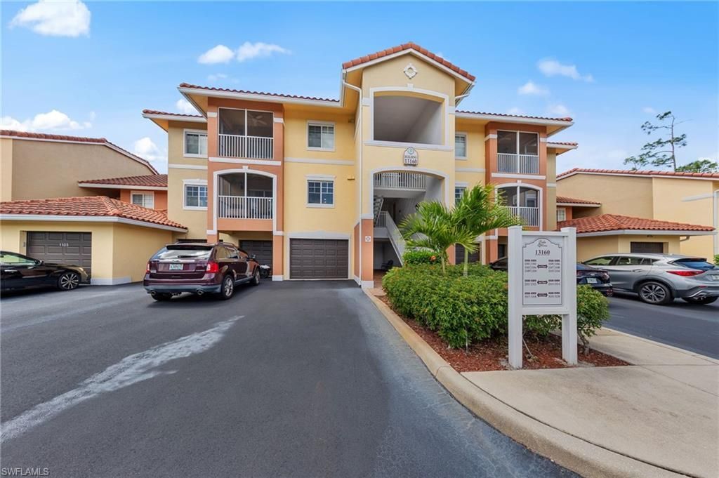13160 Bella Casa Cir, Unit 2111, Fort Myers, FL 33966 Photo
