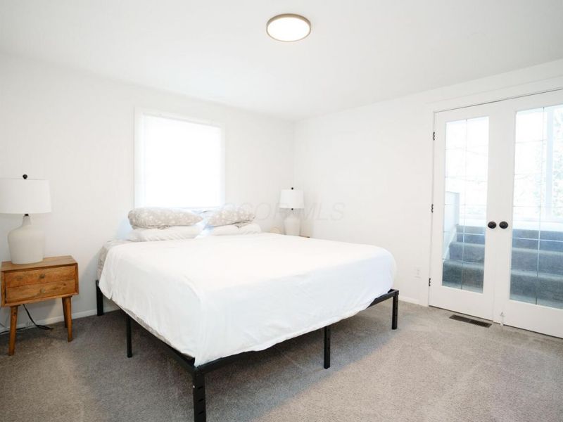 2027 Shawbury Court W, Columbus, OH 43229 Photo 11