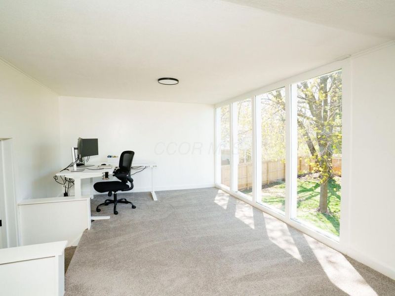 2027 Shawbury Court W, Columbus, OH 43229 Photo 13