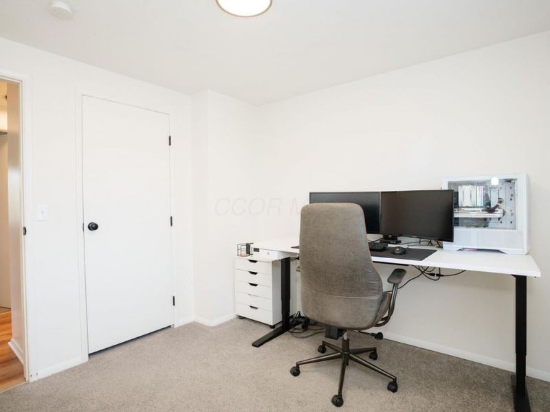 2027 Shawbury Court W, Columbus, OH 43229 Photo 17