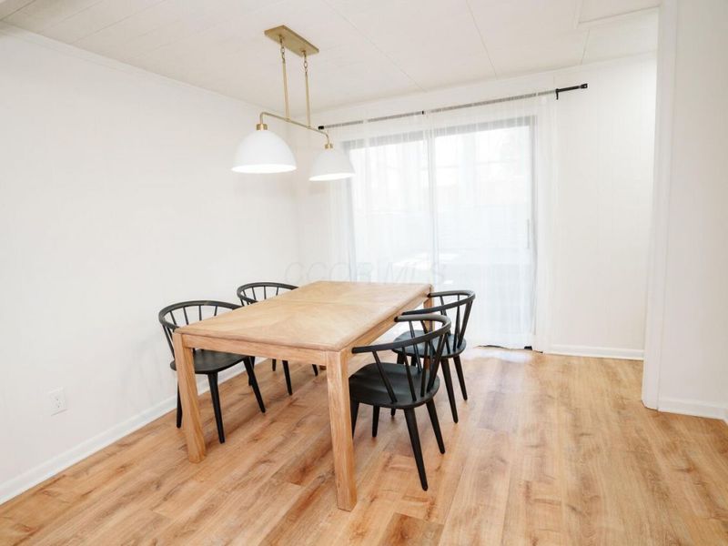 2027 Shawbury Court W, Columbus, OH 43229 Photo 22