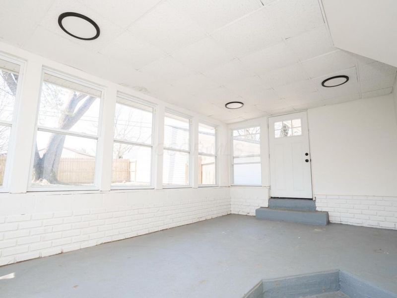 2027 Shawbury Court W, Columbus, OH 43229 Photo 25