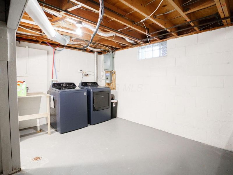 2027 Shawbury Court W, Columbus, OH 43229 Photo 26