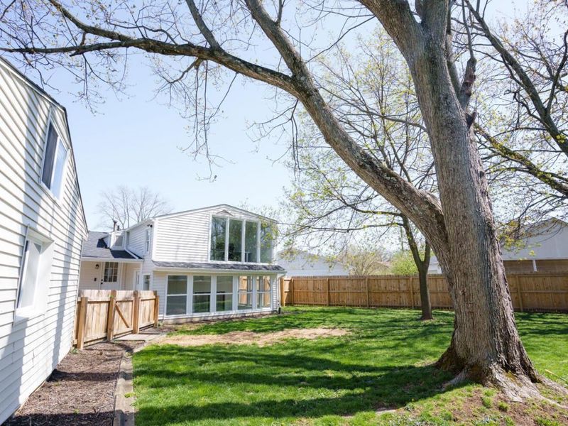 2027 Shawbury Court W, Columbus, OH 43229 Photo 32