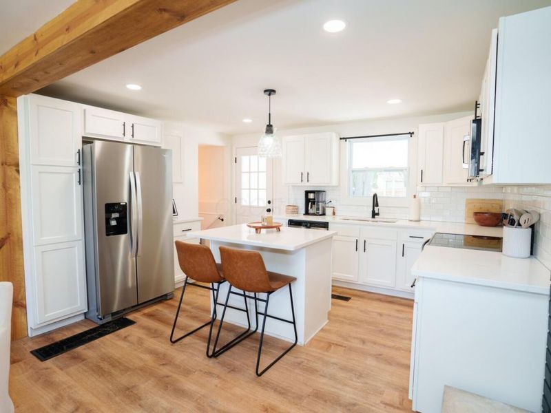 2027 Shawbury Court W, Columbus, OH 43229 Photo 9