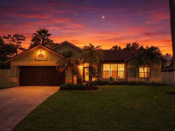 3663 Woods Walk Boulevard, Wellington, FL 33467