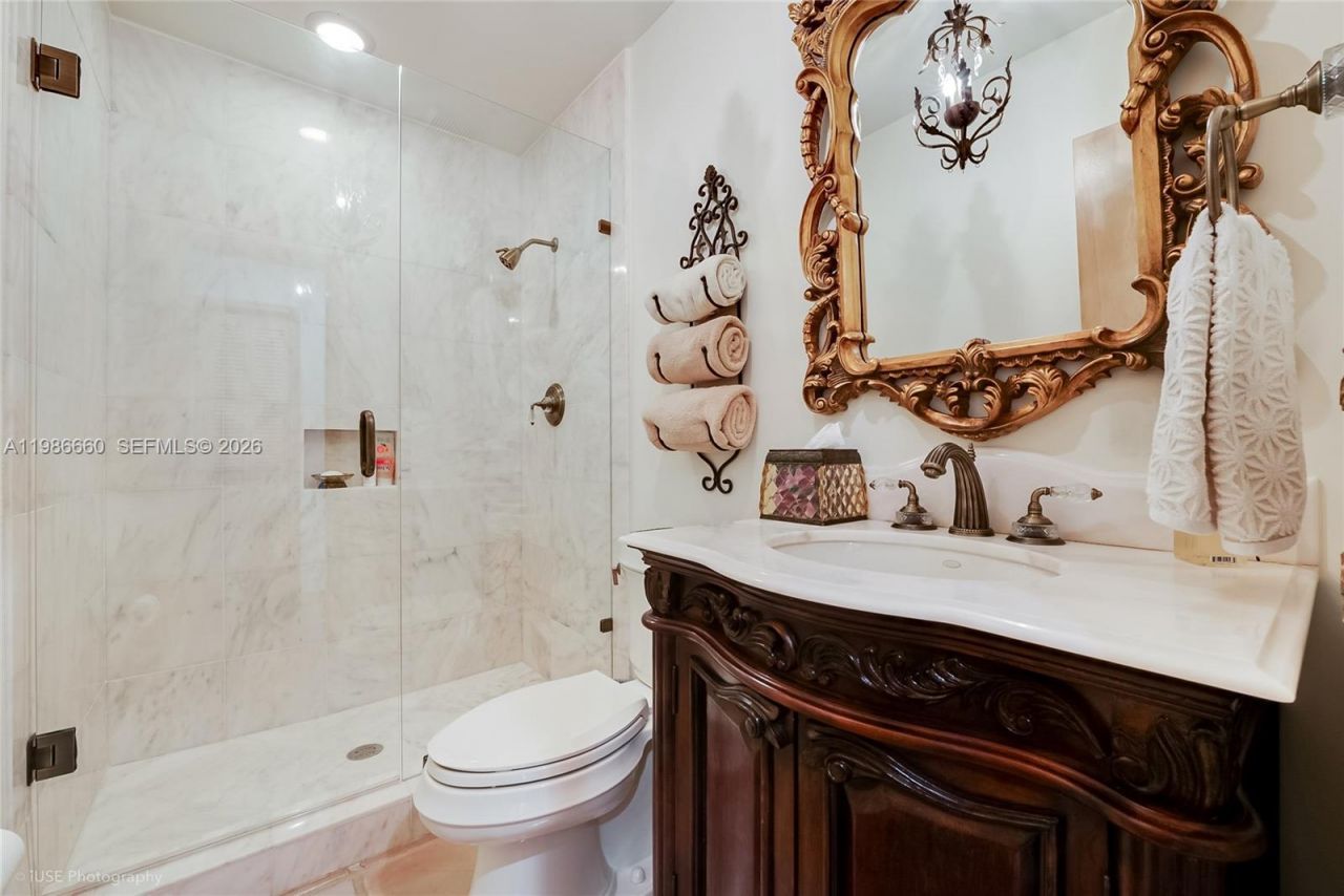 10422 SW 121st St, Miami, FL 33176 Photo